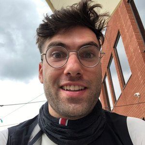 Meet your Posher, Domenic